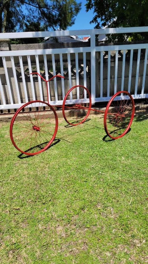 Delux Guesthouse Volksrust エクステリア 写真